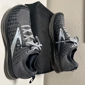 Brooks running shoes size 9. Only been worn 2 times.